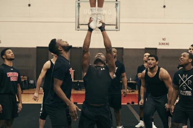 Cheerleaders practising